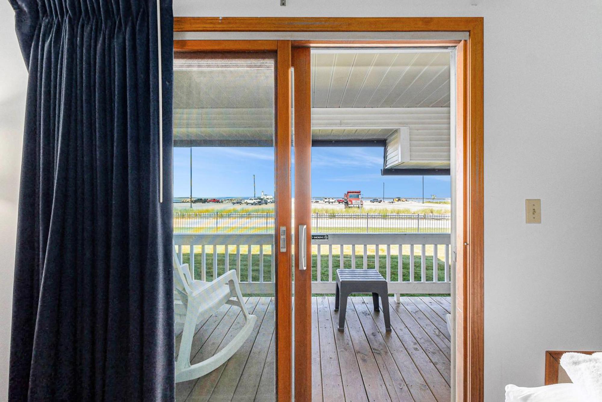 Snyders Shoreline Inn Ludington Exterior foto