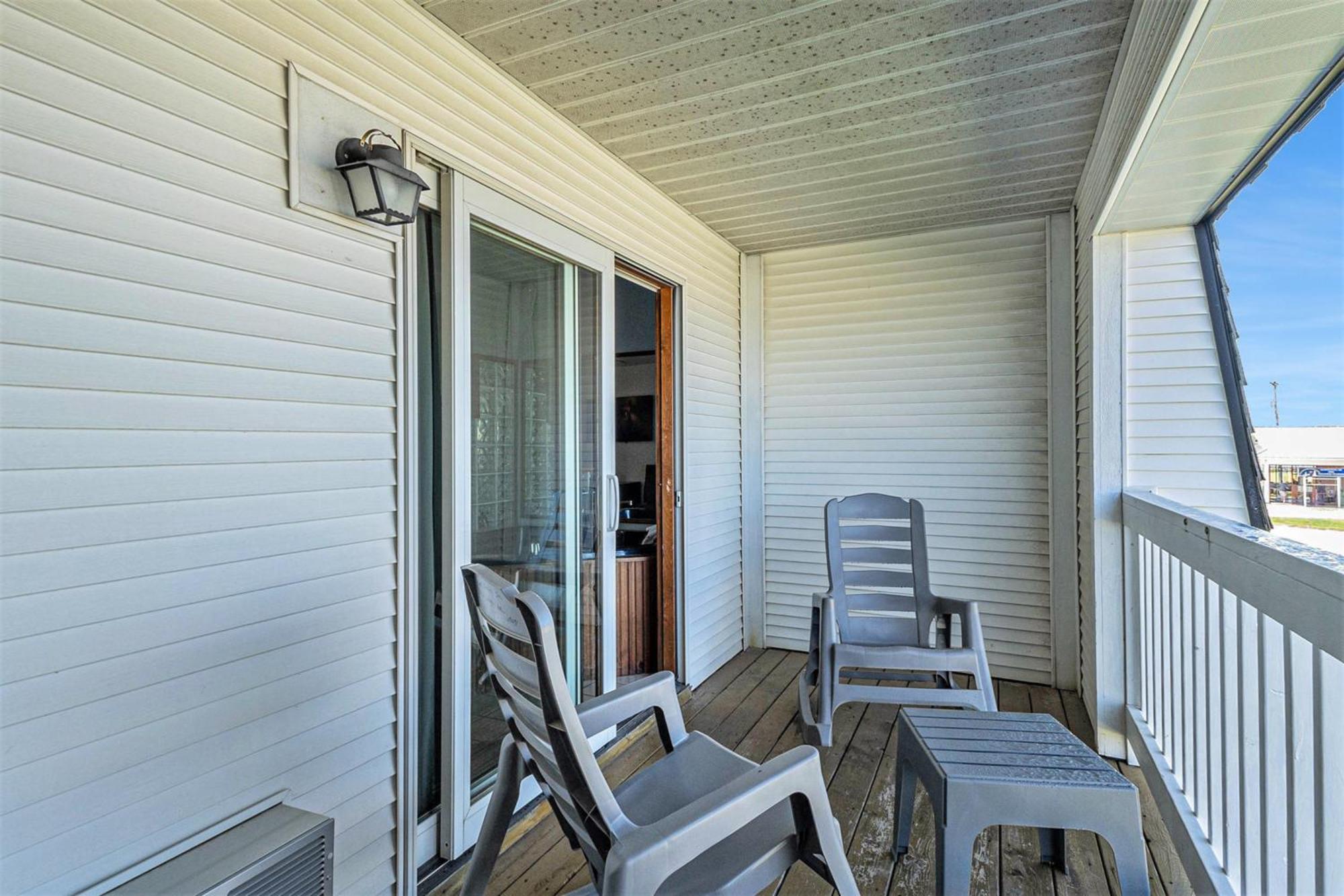 Snyders Shoreline Inn Ludington Exterior foto